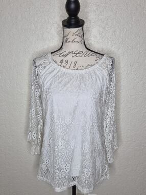 Leshop Lace Top with 3/4 Sleeves Size S